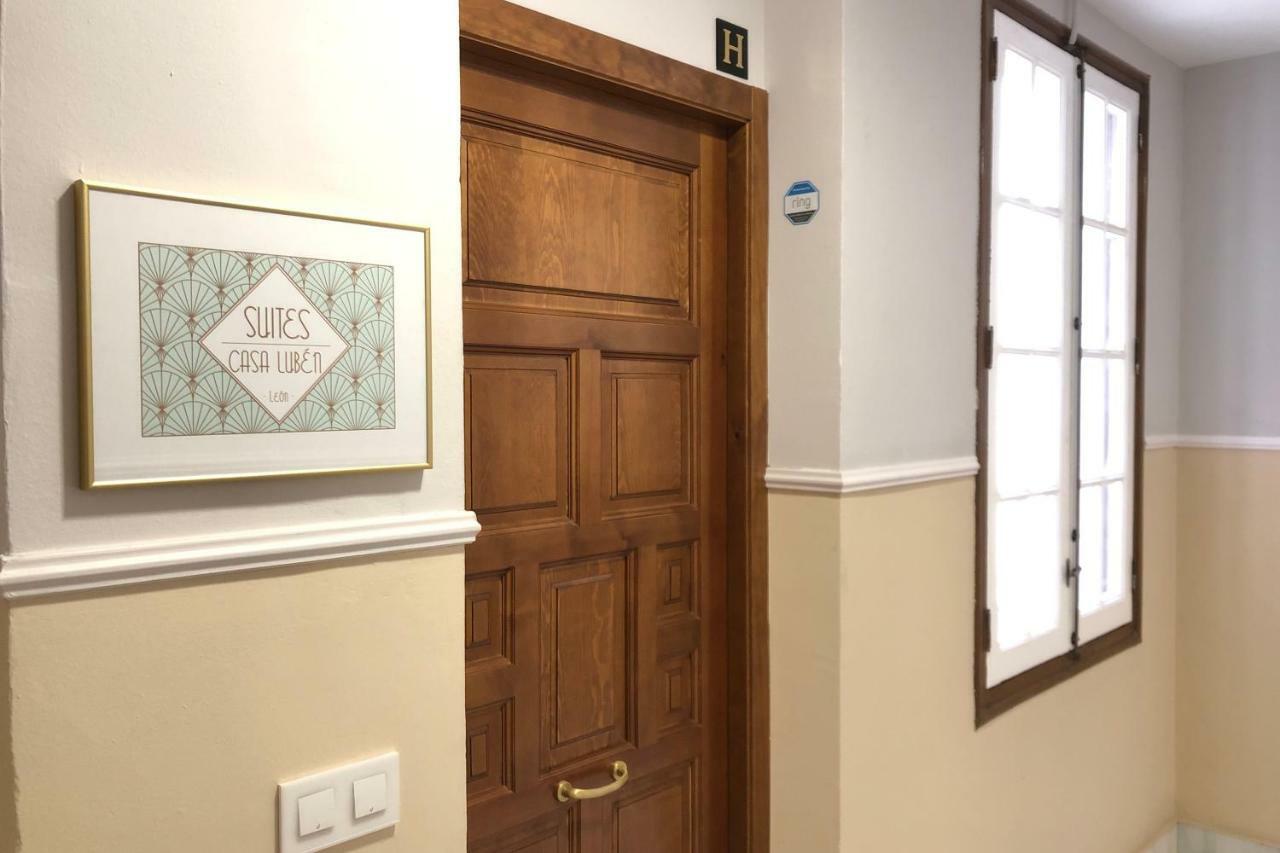 Suites Casa Luben León Εξωτερικό φωτογραφία